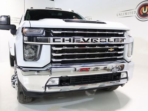 Used 2022 Chevrolet Silverado 3500 LTZ w/ LTZ Plus Package image 29