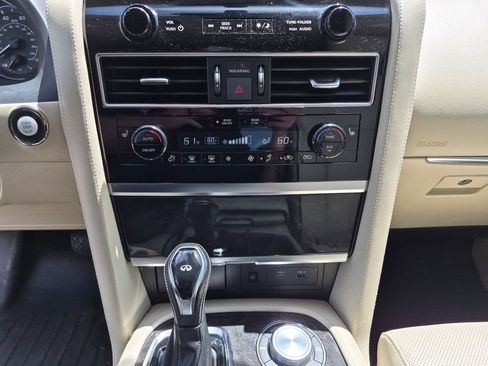 Used 2022 INFINITI QX80 Luxe w/ Cargo Package AWD/4WD image 26