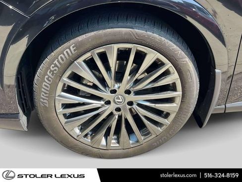 Certified 2023 Lexus RX 350 AWD w/ Accessory Package image 9