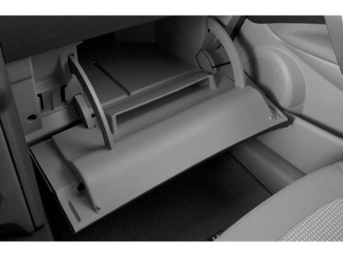 Used 2015 Nissan Rogue S w/ Convenience Package FWD image 18