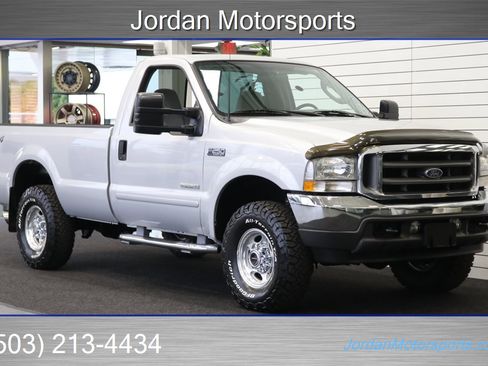 Used 2003 Ford F250 XLT image 2