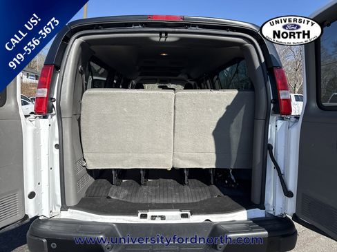 Used 2023 Chevrolet Express 3500 LS image 32