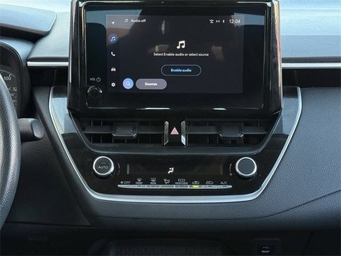 Used 2024 Toyota Corolla LE image 17