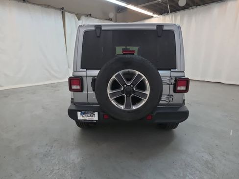 Used 2020 Jeep Wrangler Unlimited Sahara w/ Uconnect 4C Nav & Sound Group image 5
