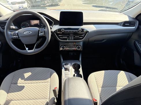 Used 2022 Ford Escape SE w/ SE Sport Appearance Package AWD/4WD image 18