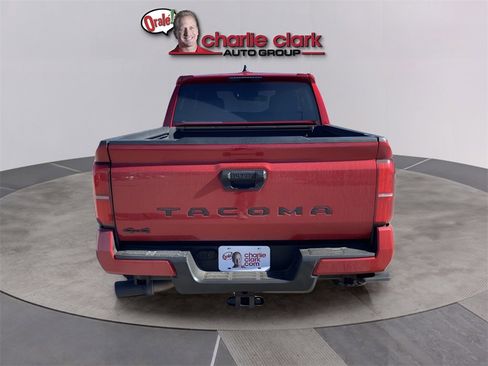 Used 2024 Toyota Tacoma TRD Sport image 5