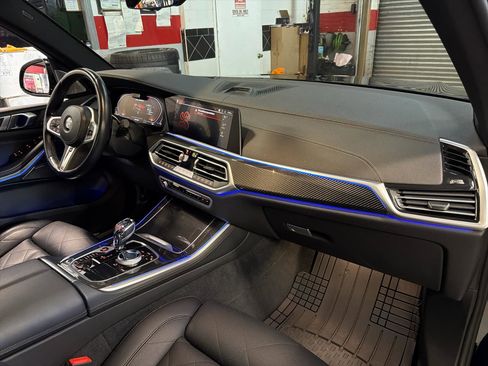 Used 2023 BMW X5 M50i w/ Executive Package image 17