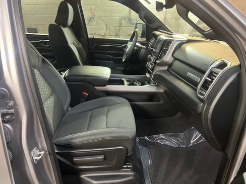 Used 2025 RAM 1500 Big Horn AWD/4WD image 17