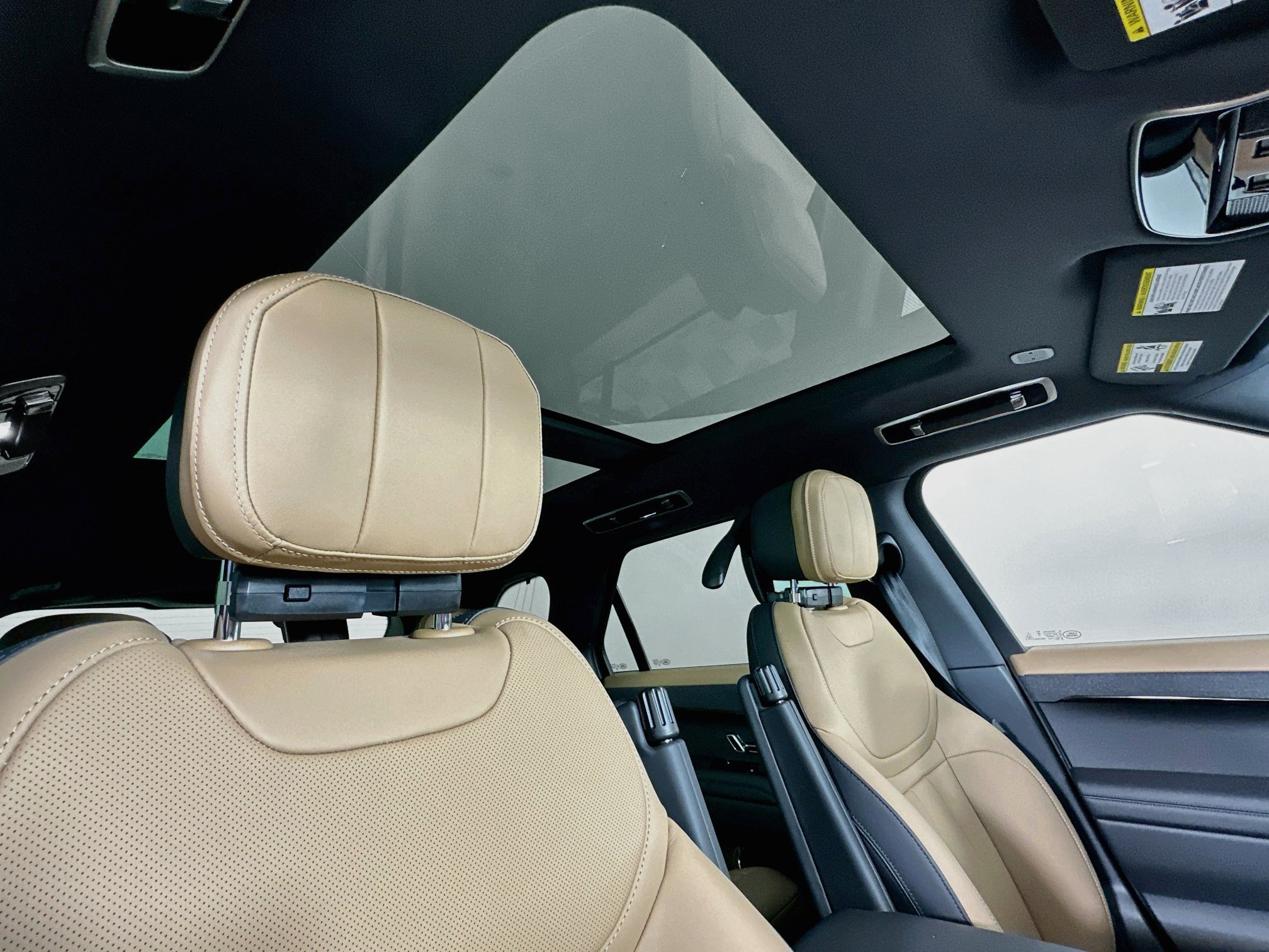 New 2027 Land Rover Range Rover Sport Dynamic SE AWD/4WD image 19