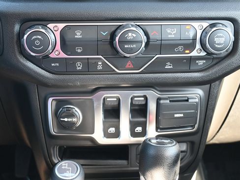 New 2026 Jeep Wrangler Sport AWD/4WD image 15