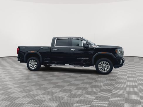 Used 2020 GMC Sierra 2500 Denali w/ Denali Ultimate Package AWD/4WD image 2