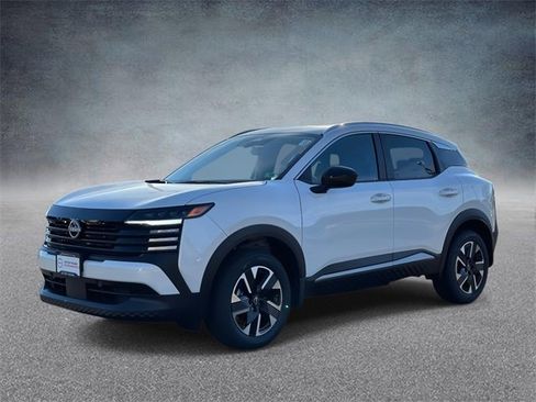 New 2026 Nissan Kicks SV w/ SV Premium Package image 5