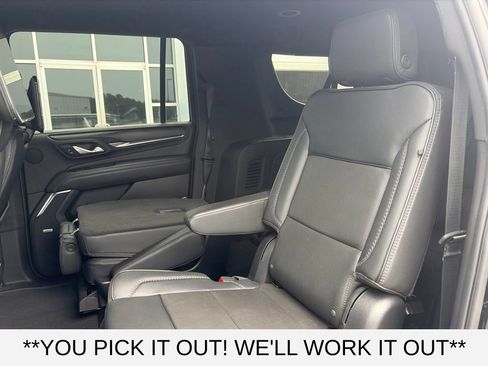 Used 2024 GMC Yukon XL Denali w/ Advanced Technology Package RWD image 10