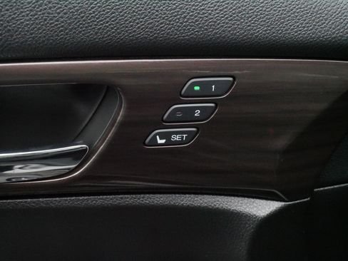Used 2017 Honda Accord EX-L image 19