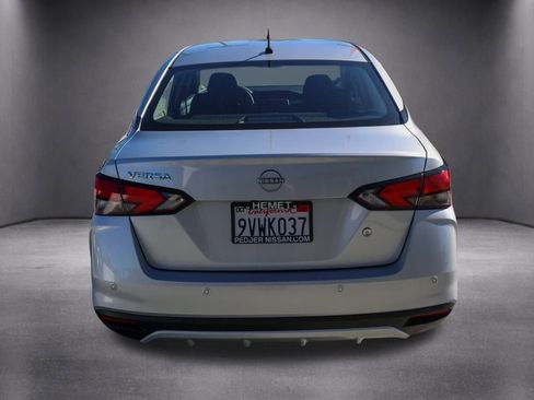 Used 2025 Nissan Versa S w/ Trunk Package image 6
