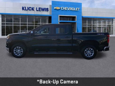 Used 2023 Chevrolet Silverado 1500 LT w/ Max Trailering Package image 4