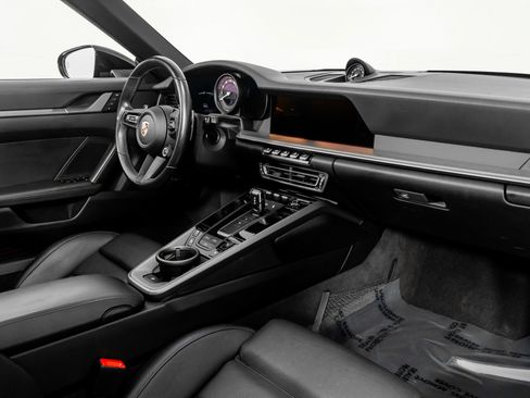 Used 2024 Porsche 911 Carrera S w/ Sport Package image 51