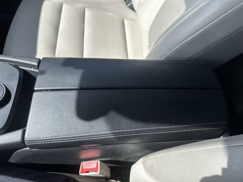 Used 2023 Nissan Rogue SV w/ SV Premium B Package image 26