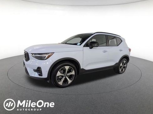 Certified 2026 Volvo XC40 B5 Plus w/ Protection Package Premier AWD/4WD image 1