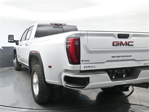 Used 2024 GMC Sierra 3500 Denali Ultimate image 18