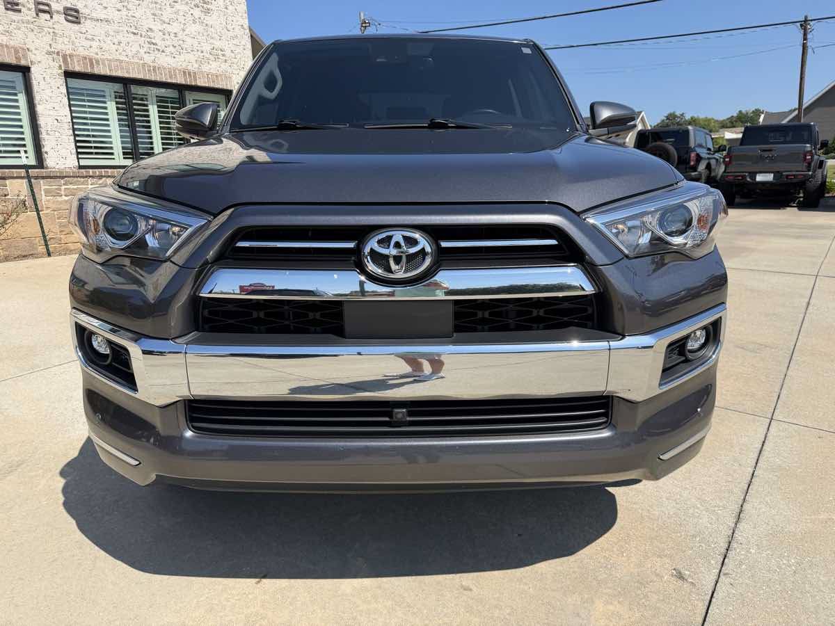 Used 2023 Toyota 4Runner Limited RWD image 3