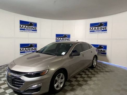 Used 2022 Chevrolet Malibu LS w/ LPO, Floor Liner Package FWD image 6