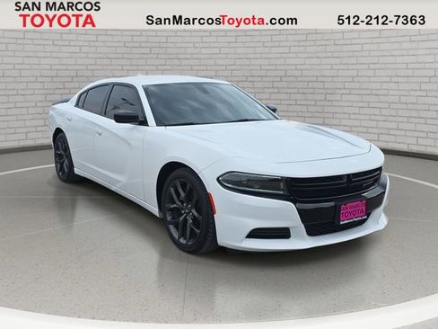 Used 2023 Dodge Charger SXT w/ Blacktop Package image 3
