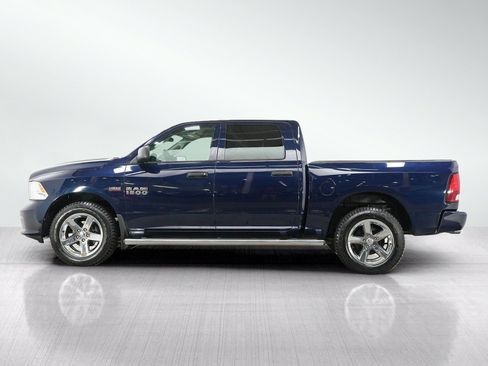 Used 2018 RAM 1500 Express w/ Express Value Package AWD/4WD image 2