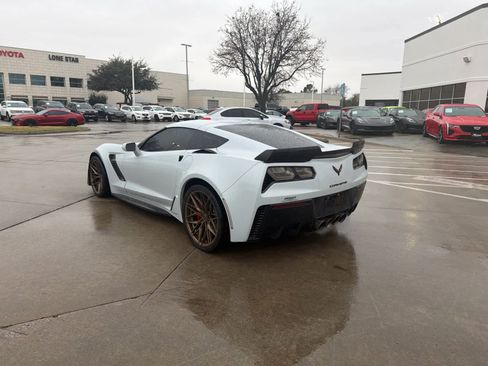 Used 2019 Chevrolet Corvette Z06 w/ Battery Protection Package image 2