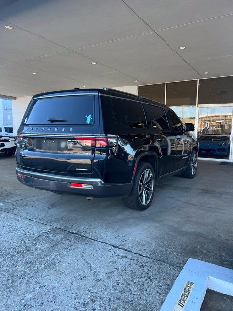 Used 2022 Jeep Wagoneer Series III w/ Premium Group I RWD image 3