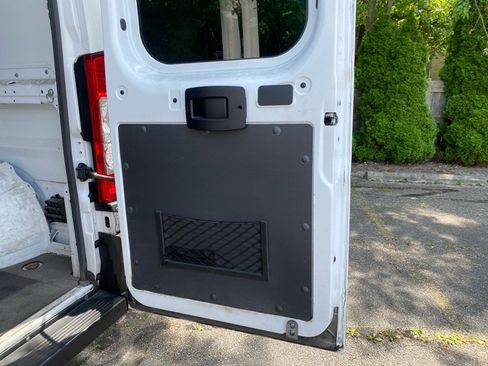 Used 2021 RAM ProMaster 1500 w/ Convenience Group FWD image 18