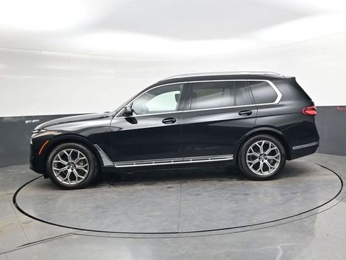 Used 2023 BMW X7 xDrive40i image 9