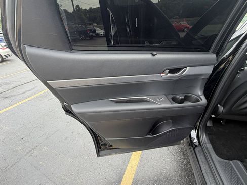 Used 2022 Hyundai Palisade SEL w/ 8P Bench Seat Package FWD image 30