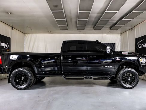 Used 2024 RAM 3500 Laramie AWD/4WD image 6