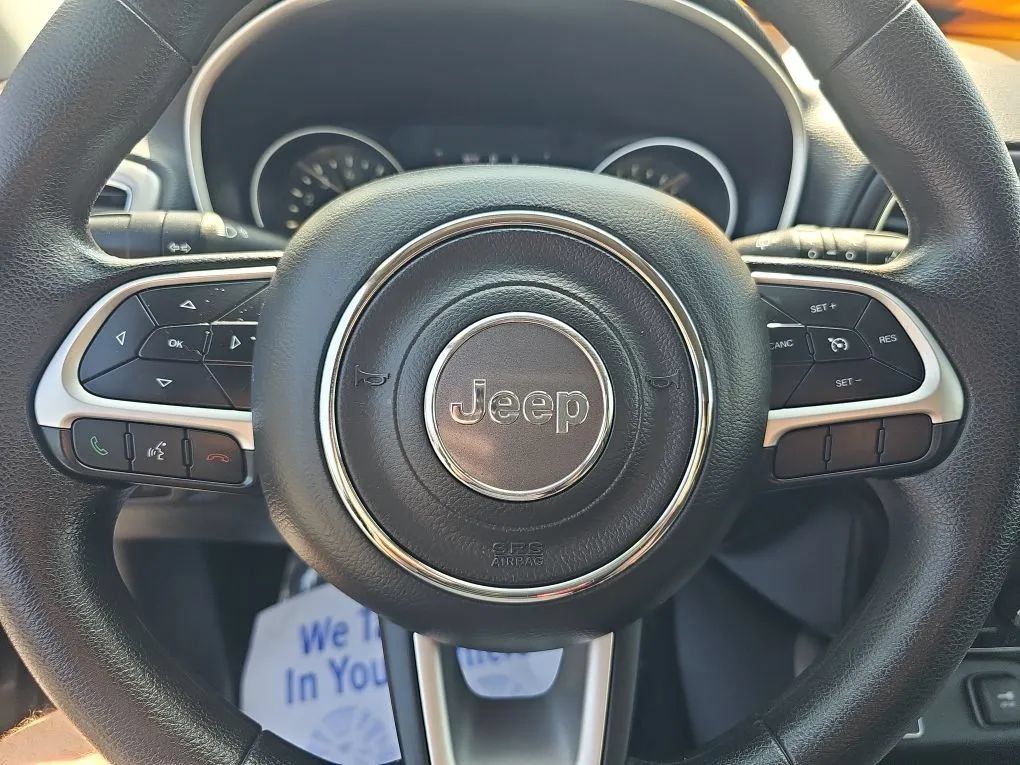 Used 2018 Jeep Compass Sport FWD image 14