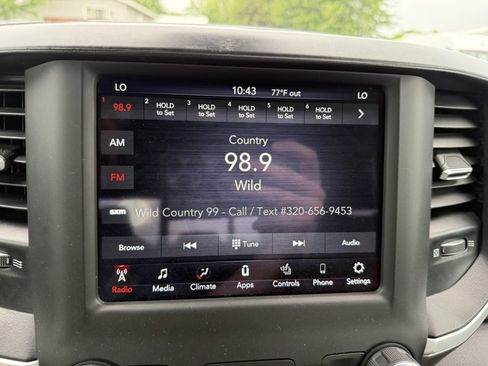 Used 2021 RAM 1500 Big Horn AWD/4WD image 25