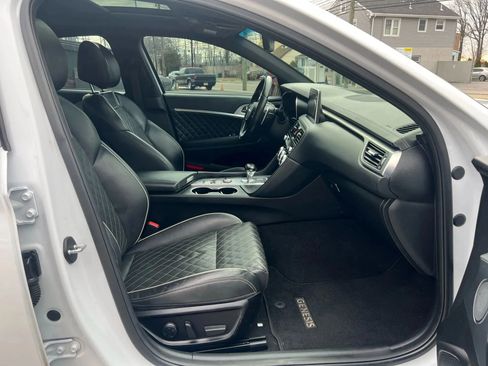 Used 2019 Genesis G70 3.3T Advanced w/ Sport Package image 31