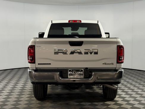 Used 2025 RAM 2500 Big Horn AWD/4WD image 8