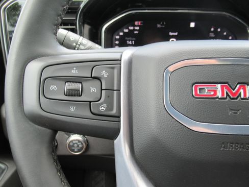 Used 2024 GMC Sierra 1500 SLT AWD/4WD image 24