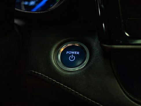Used 2021 Toyota Highlander Limited AWD/4WD image 21