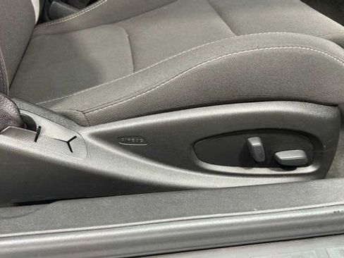 Used 2018 Chevrolet Camaro LT w/ Technology Package image 18