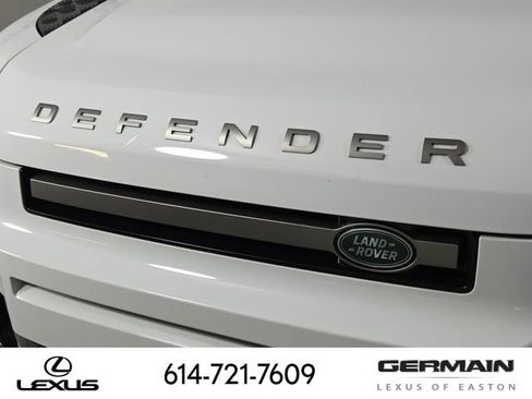 Used 2022 Land Rover Defender 110 X-Dynamic SE image 14