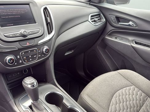 Used 2021 Chevrolet Equinox LT FWD image 20