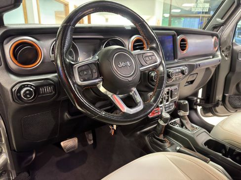 Used 2021 Jeep Gladiator Mojave image 19