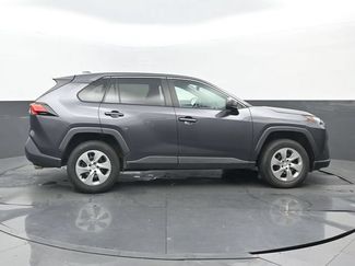 Used 2023 Toyota RAV4 LE FWD video 2
