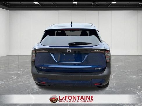 Used 2025 Nissan Kicks SV image 7