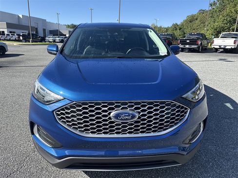 Used 2024 Ford Edge SEL image 2