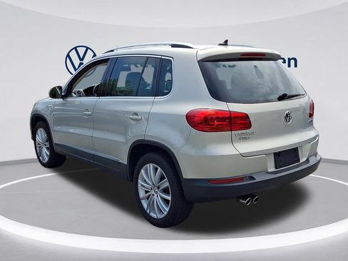 Used 2013 Volkswagen Tiguan SE FWD image 4