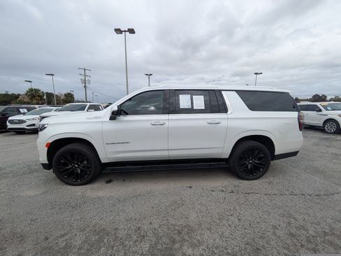 Used 2024 Chevrolet Suburban High Country image 7