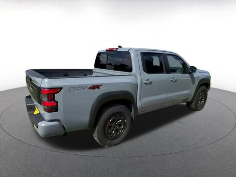 Used 2026 Nissan Frontier PRO-4X AWD/4WD image 14